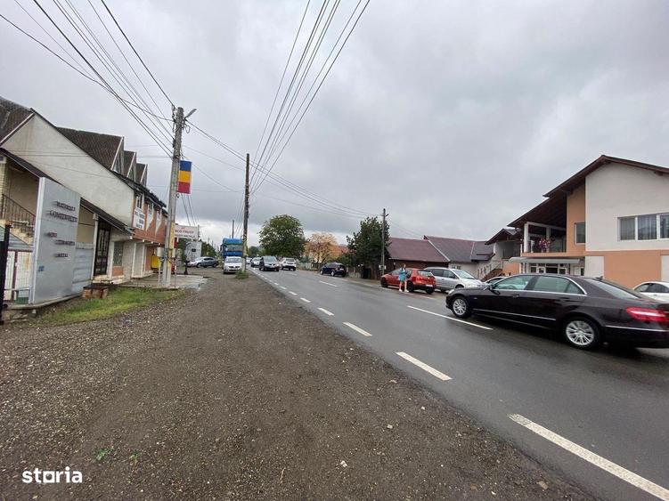 Teren intravilan + 600MP constructii metalice - 3