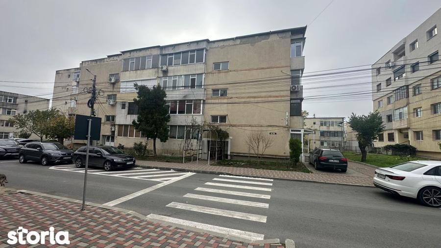 Cernavoda - str. 9 mai, Apartament cu 3 camere - 69 mp - etaj 3 - 4