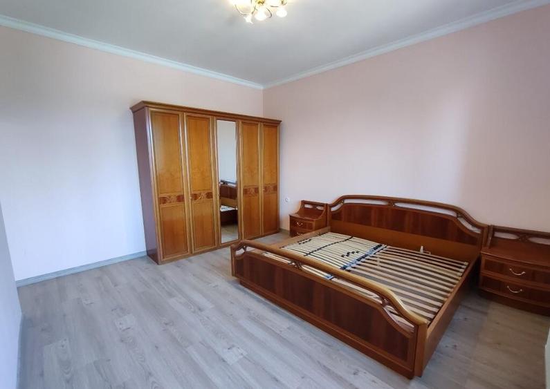 Oferim un apartament spre inchiriere cu 3 camere in zona Frunzisului - 3