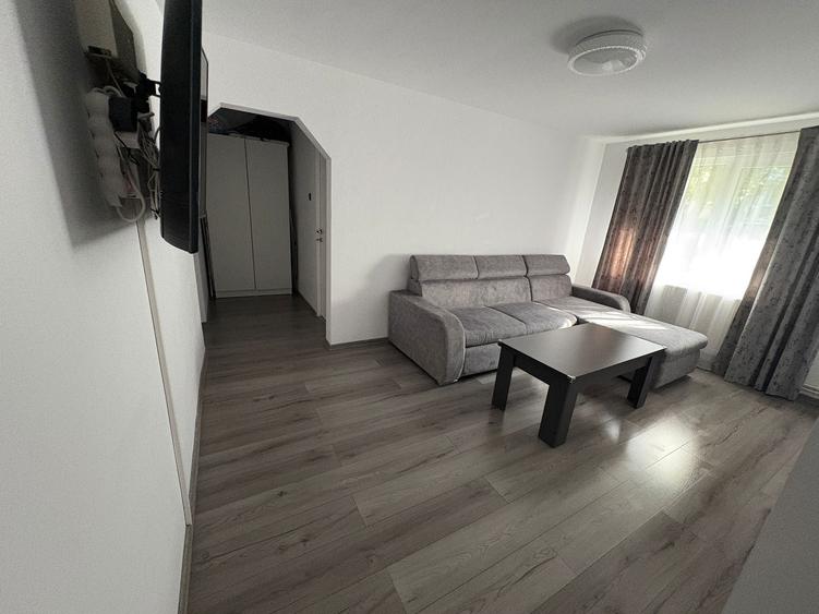 Apartament de vanzare - 5