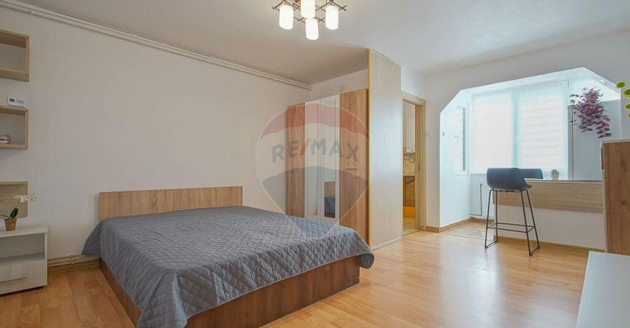 Garsoniera de inchiriere in zona Astra - 1