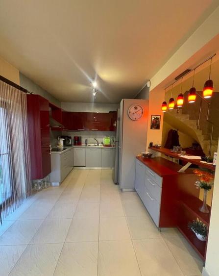 Casa VERDE, singulara, cu 4 camere, 2 bai, teren 600 m2 - 11