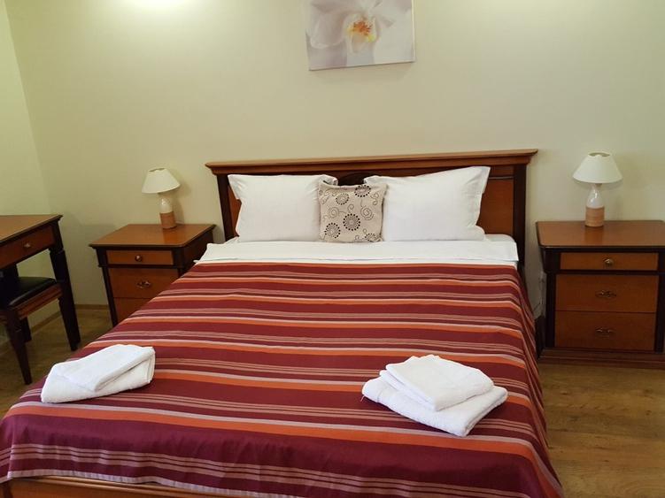 Garsoniera ultracentrala, mob., etaj 7, bloc solid, termoizolat, langa  Cismigiu - 3