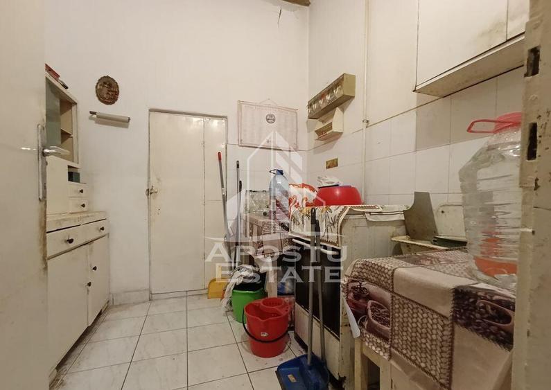 Casa alipita cu teren, necesita renovari, situata in zona... - 4