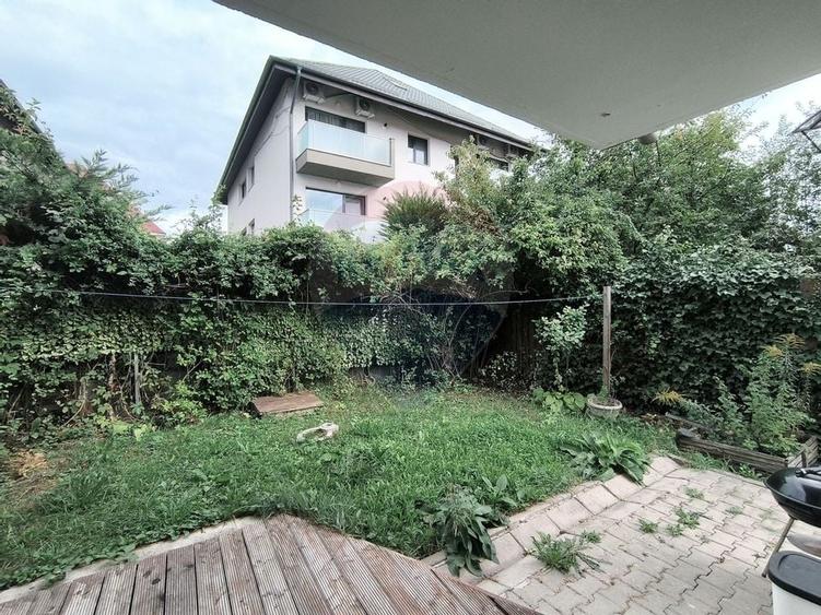 Casă de vanzare - 27