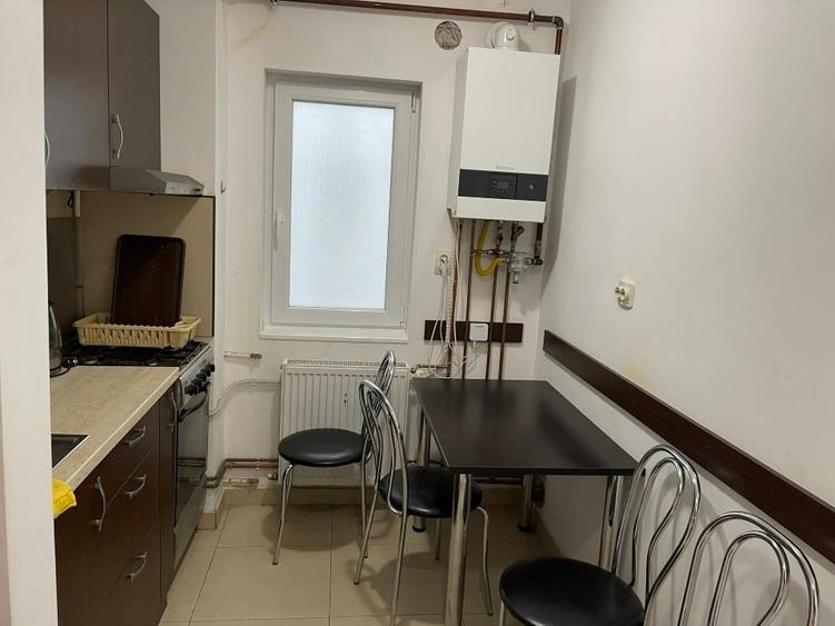 De inchiriat apartament 3 camere decomandat, Gheorge Lazar - 3