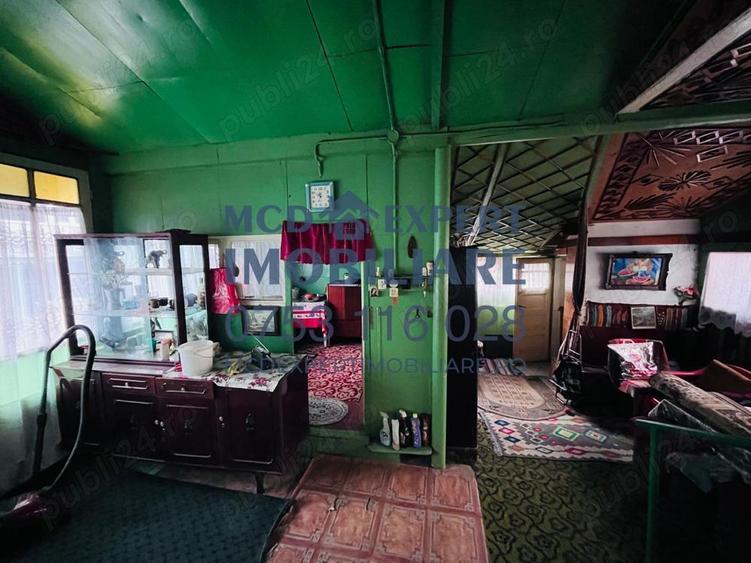 Oportunitate Excep?ionala in Piatra-Neam?! Casa cu 4 Camere ?i Teren Sporit - 73,000 EUR (Negociabil - 2