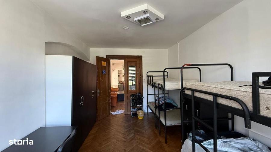 Afacere la cheie! De vanzare Casa singur in curte Centrul Istoric - 9