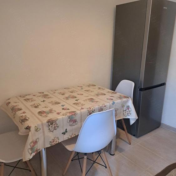 Inchiriez apartament 2 camere semidecomandat zona Eden - 1