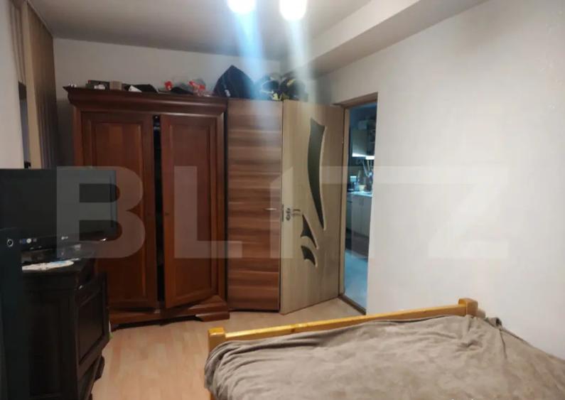 Casa in zona rezidentiala linistita, aproape de oras - panor - 1