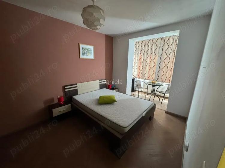 Apartament 3 camere de inchiriat Centrul Civic Brasov Apartament 3 camere de inchiriat Centrul Civic Brasov