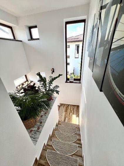 Poprietar vând vila duplex mobilata utilata 4 camere Otopeni central - 8