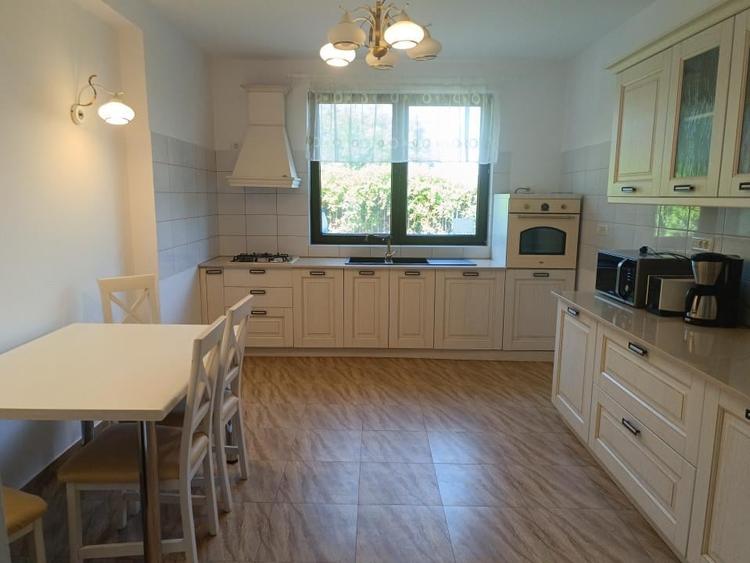 Vila 4 camere in Snagov, suprafata utila 240 mp, suprafata teren 1100 mp. - 25