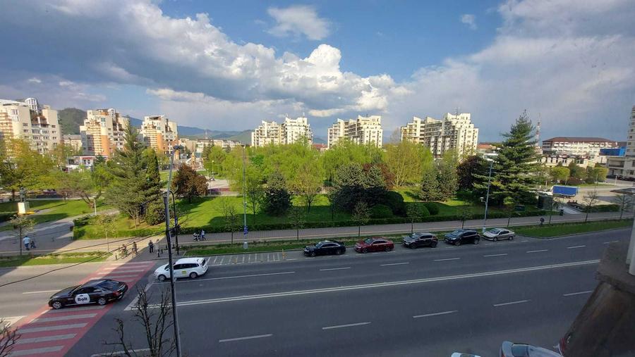 Apartament 3 camere de inchiriat ultracentral, etaj 3 cu lift - 8