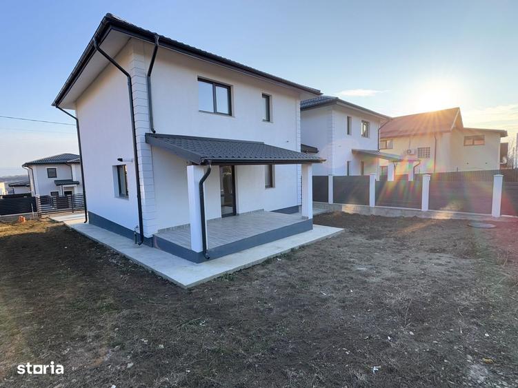 MAGAZIE! Incalz in pard! Vila 4 camere Valea Adanca (Miroslava) - 8