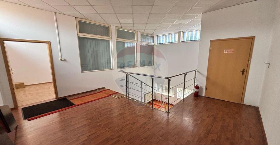 Spa?iu de birouri de 431mp in zona Kaufland Medias - 23