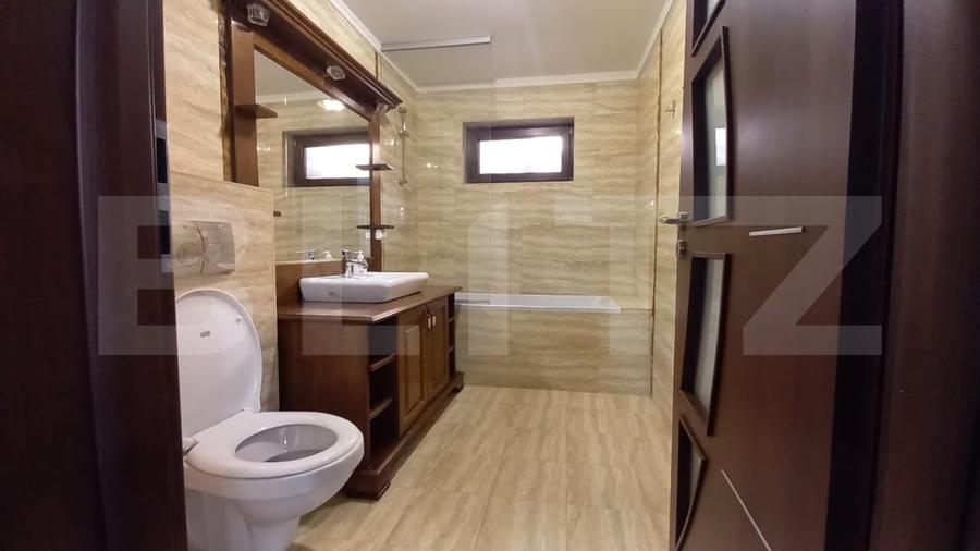 Apartament mobilat, 3 camere, 63 mp, curte 49 mp, parcare, cart Europa ! - 2