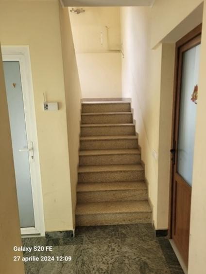 Chitila Centru ,Vila 6 camere - 3