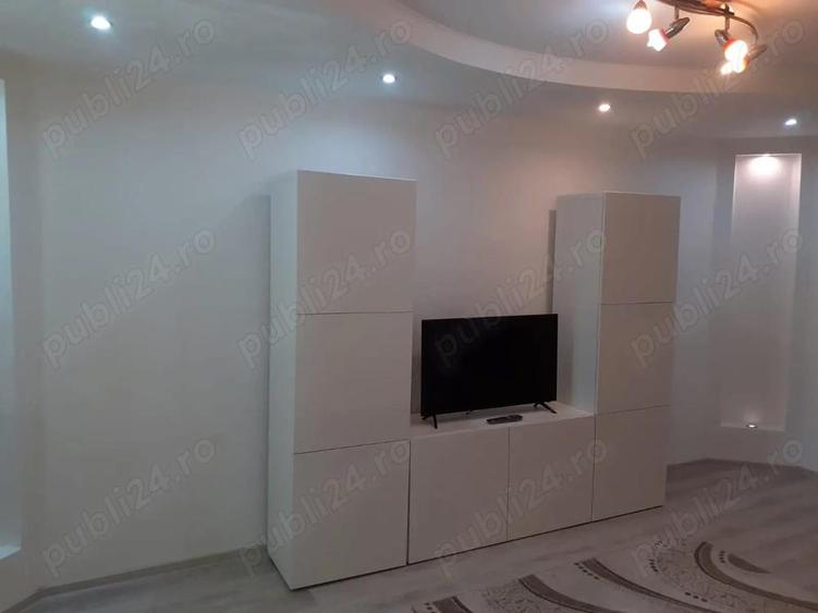 Vanzare Apartament 2 camere cf.1 decomandat,etajul 3, mobilat si utilat, Bulevardul Dorobantilor - 1