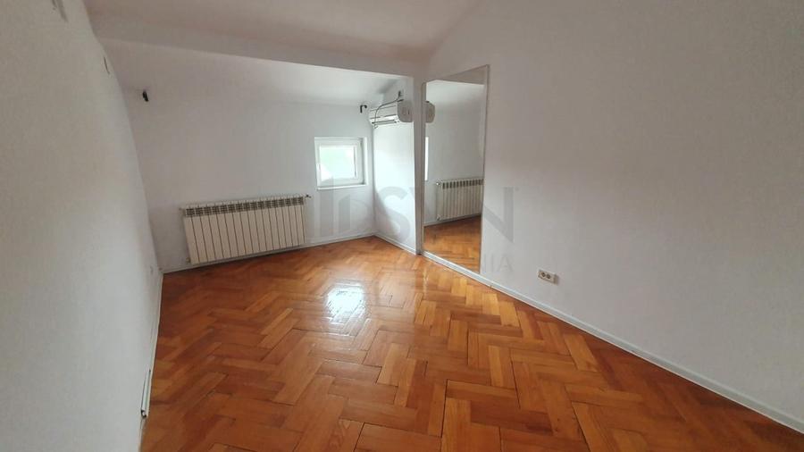 REV2005390 Vila 9 Camere I De Vanzare I Parcul Circului - 9