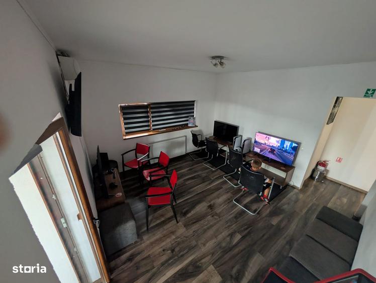 Spa?iu comercial pe strada Eroilor de inchiriat, 69mp, parcare - 1