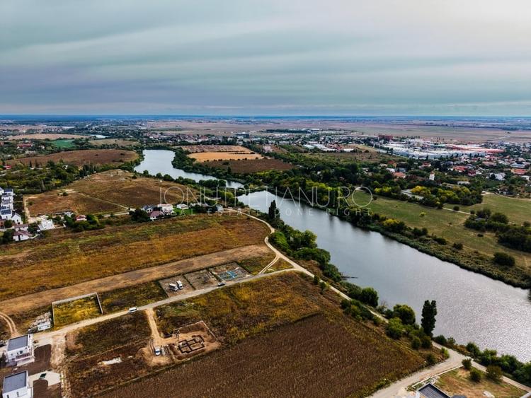 Teren Construcții intravilan de 1200 mp, în Balotești