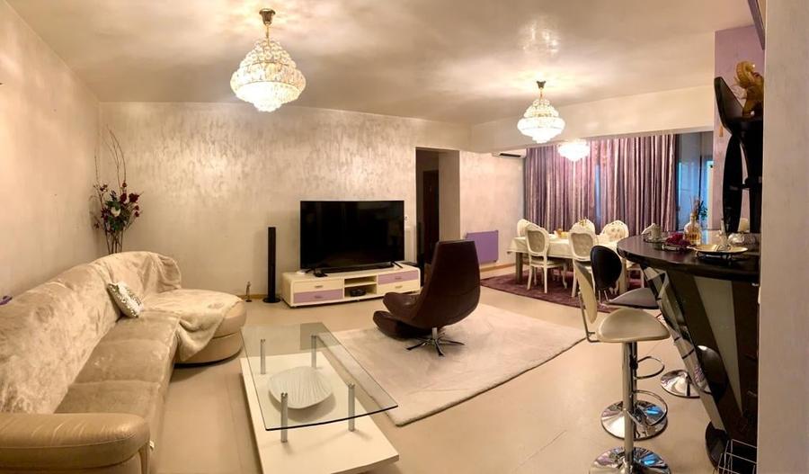Apartament cu 4 camere decomandat, mobilat în Sisești