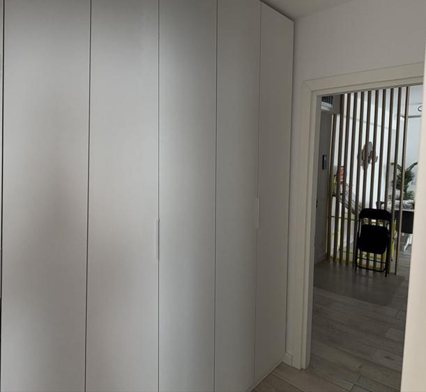 Apartament cu 3 camere decomandat în Mogoșoaia