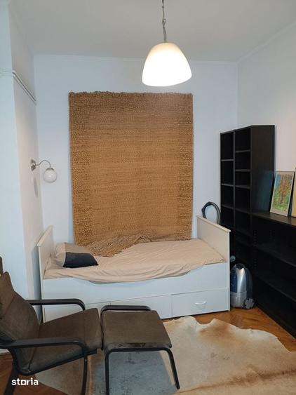 Apartament cu 3 camere decomandat în Ștefan cel Mare