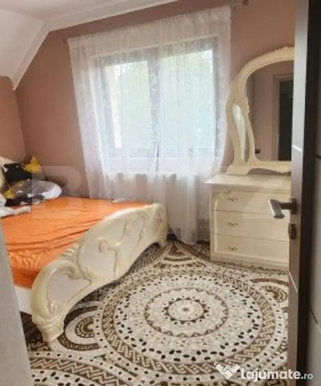 Casă cu 5 camere cu Teren 500 Mp în Criș