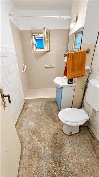 Apartament cu 2 camere decomandat în Astra