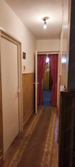 Apartament cu 4 camere decomandat în Vasile Aaron