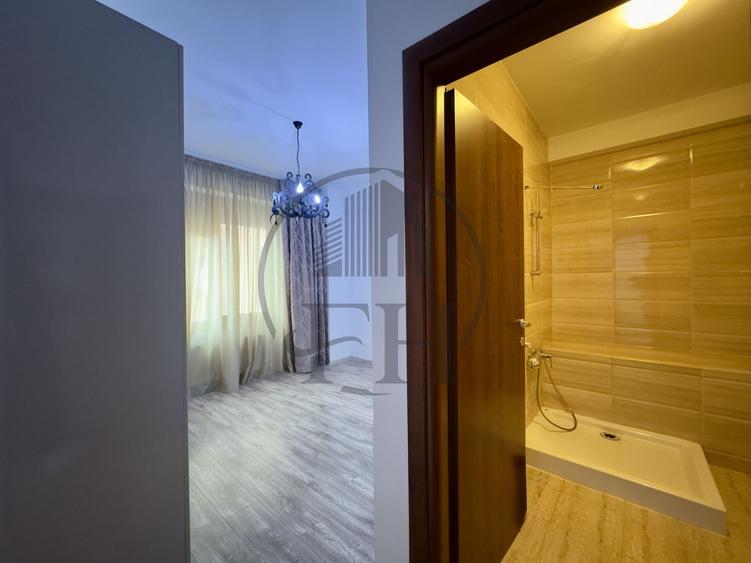 Apartament cu 3 camere semidecomandat în Nord