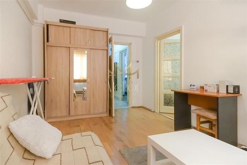 Apartament cu 2 camere semidecomandat în Horea
