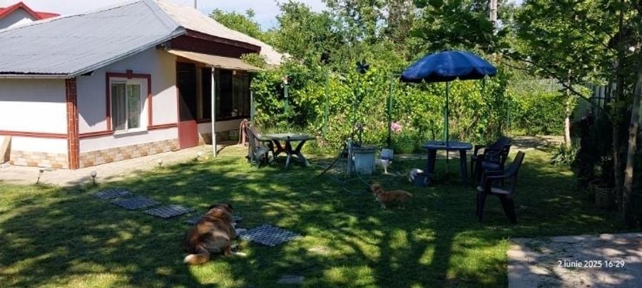Casă individuală cu 2 camere cu Teren 1650 Mp în Gorneni