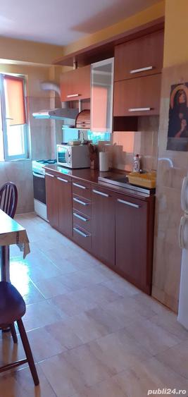 Apartament cu 2 camere decomandat în Boema