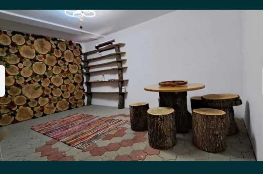 Casă cu 4 camere în Măgura
