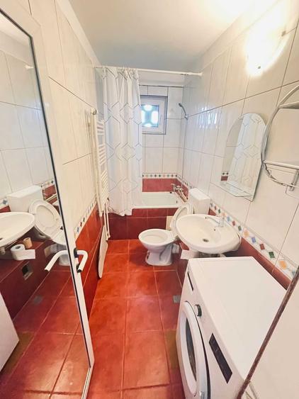 Apartament cu 2 camere semidecomandat în Tomis Nord