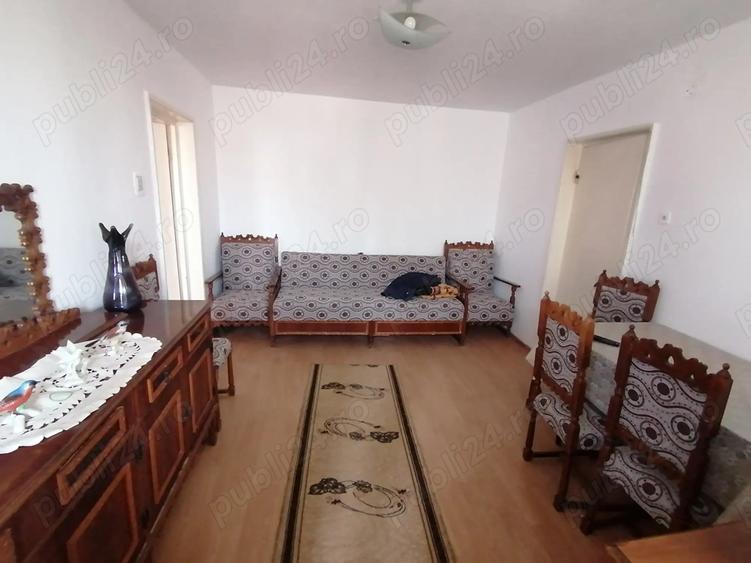 Apartament cu 2 camere semidecomandat în Central