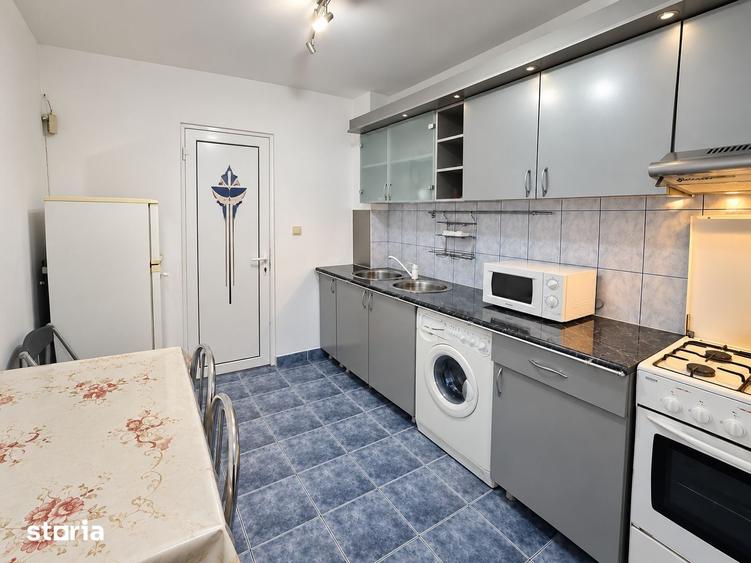 Apartament cu 2 camere semidecomandat în Republicii