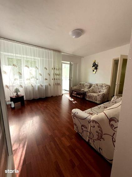 Apartament cu 3 camere decomandat în Pantelimon