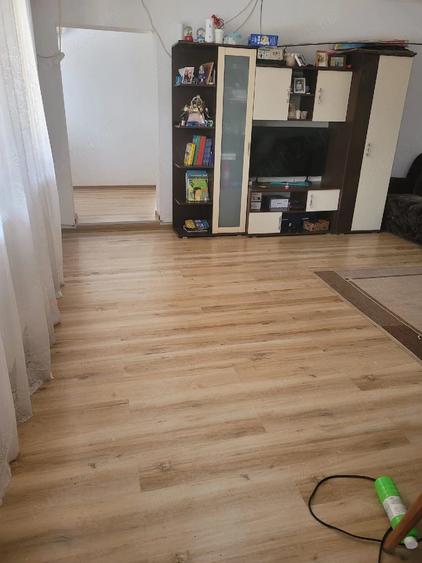 Casă cu Teren 1300 Mp în Sârbi