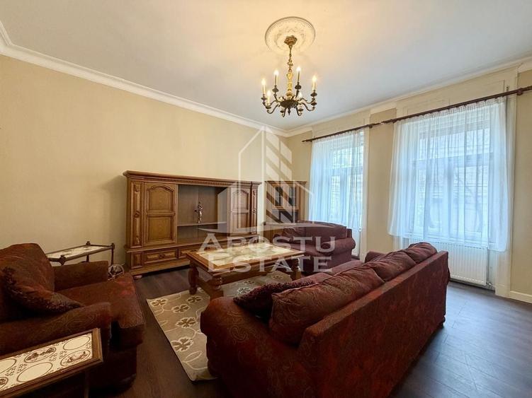 Apartament cu 3 camere decomandat, mobilat în Semicentral