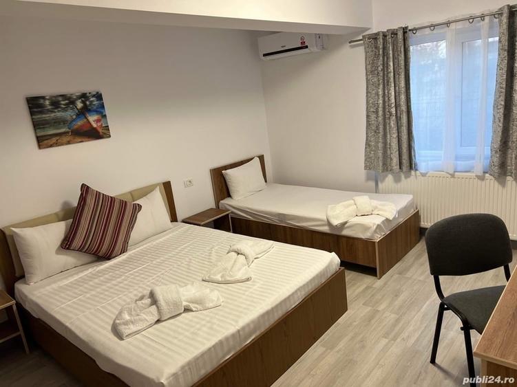 Casă cu 4 camere în Corbu