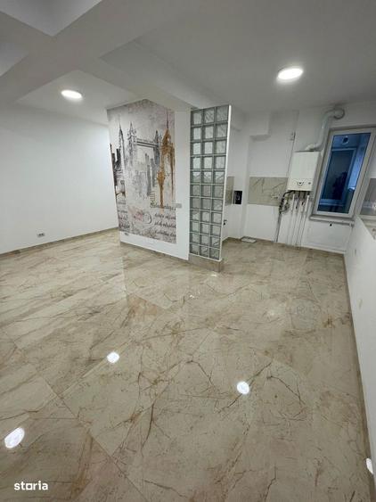 Apartament cu 4 camere în Străulești