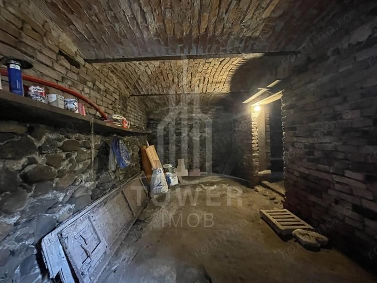 Casă cu 3 camere cu Teren 1464 Mp în Porumbacu de Jos