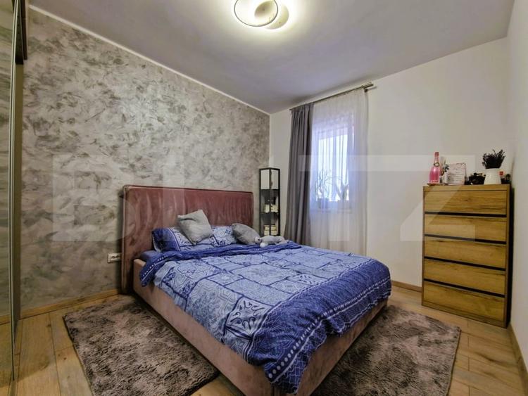 Apartament cu 3 camere semidecomandat, mobilat în Exterior Est