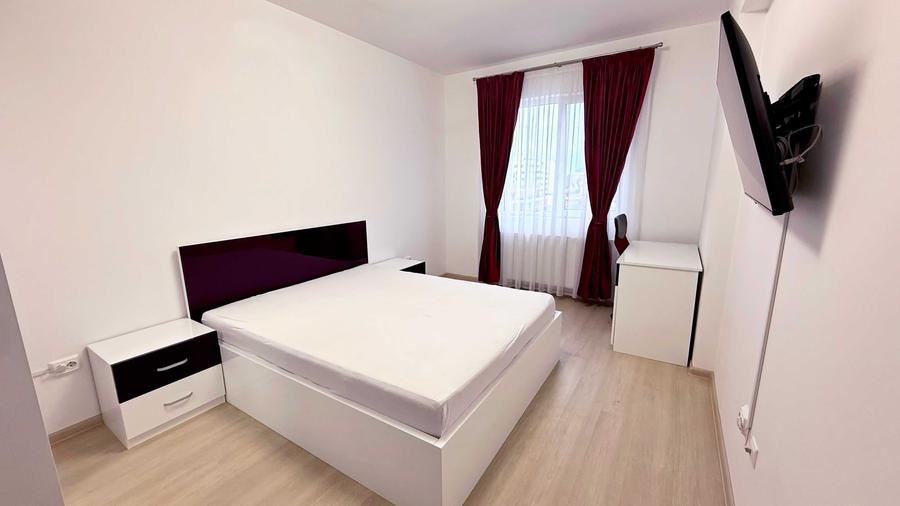 Apartament cu 2 camere decomandat în Titan