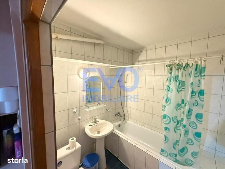 Apartament cu 2 camere decomandat în Central