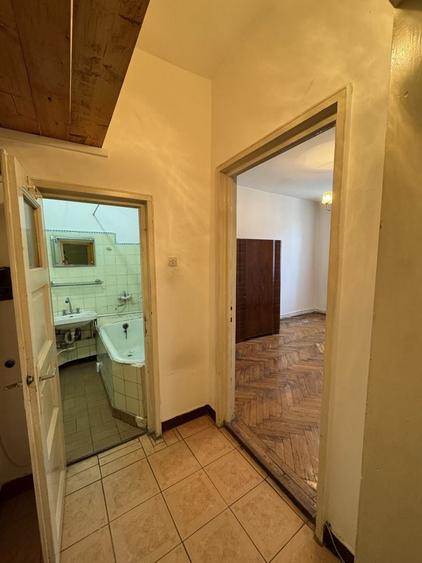 Apartament cu 2 camere decomandat în Petros